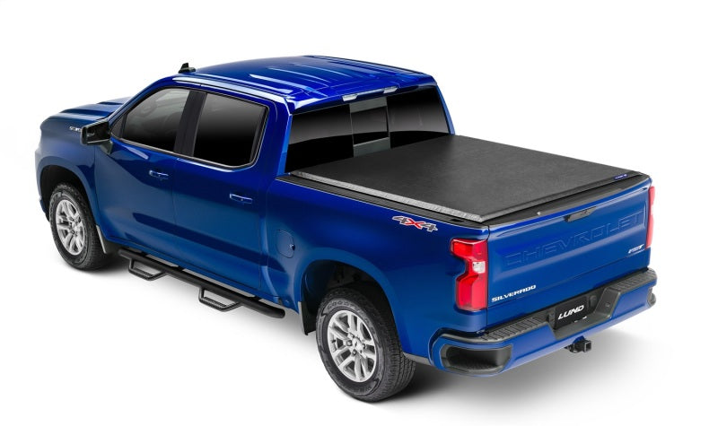 Lund 07-17 Chevy Silverado 1500 (5.5ft. Bed) Genesis Roll Up Tonneau Cover - Black 96092