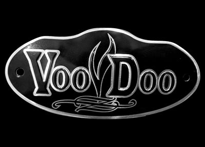 Insignia de escape Voodoo negro VEBB
