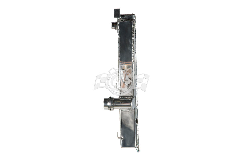 CSF 99-06 BMW 323i / 99-05 BMW 325i / 99-06 BMW 328i / 99-05 BMW 330i / 03-05 BMW Z4 Radiator 3055