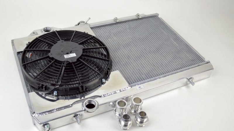 CSF 96-07 Mitsubishi Evo 4/5/6/7/8/9 Full-Slim Radiator w/12in Fan & Shroud/-16AN & Slip On Fitting 7075