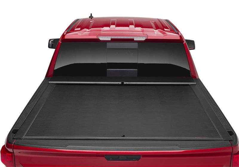 Roll-N-Lock 16-18 Toyota Tacoma Crew Cab SB 60-1/2in M-Series Retractable Tonneau Cover LG530M