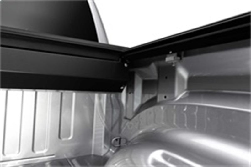 Roll-N-Lock 17-19 Ford F-250/F-350 Super Duty SB 80-3/8in A-Series Retractable Tonneau Cover BT151A