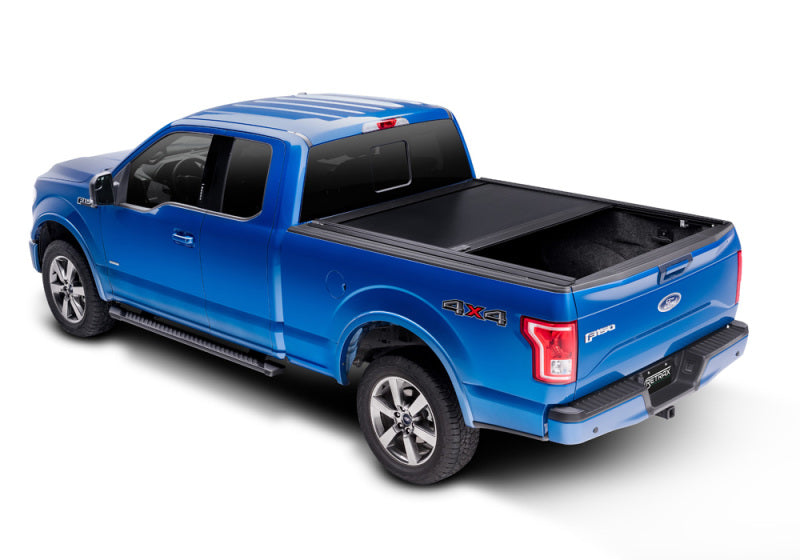 Retrax 04-up Titan Crew Cab 4-doors (w/ or w/o Utilitrack) RetraxONE MX 60741